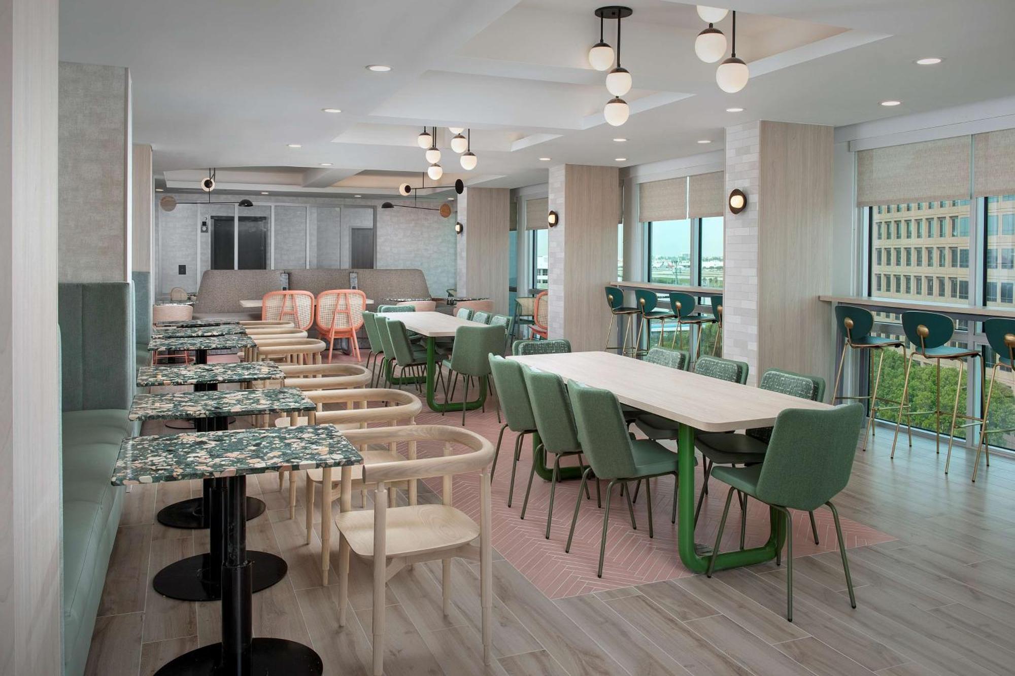 Hotel Tru By Hilton Miami Airport South Blue Lagoon, Fl Miami Springs