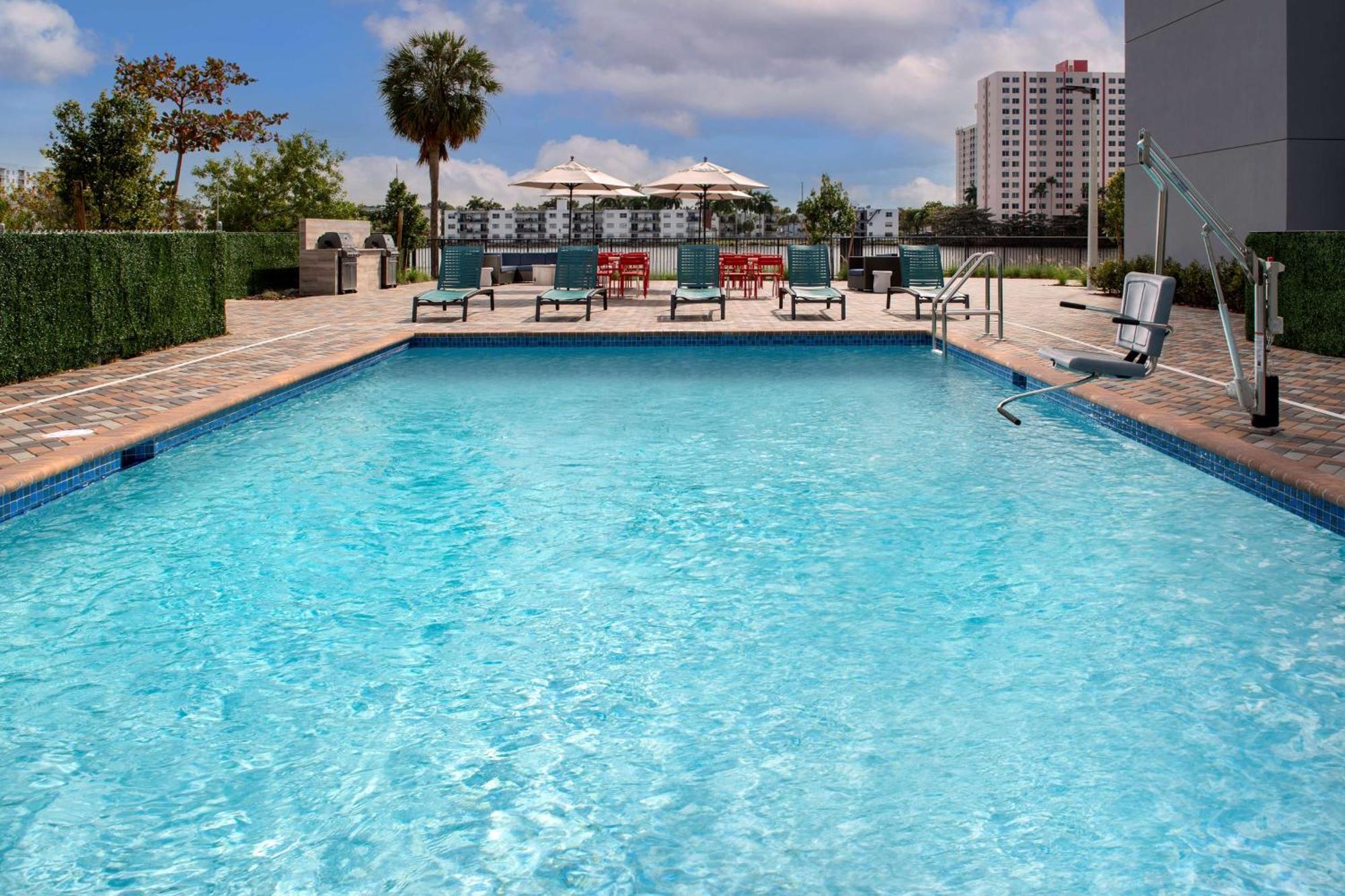 Tru By Hilton Miami Airport South Blue Lagoon, Fl 3* Miami Springs